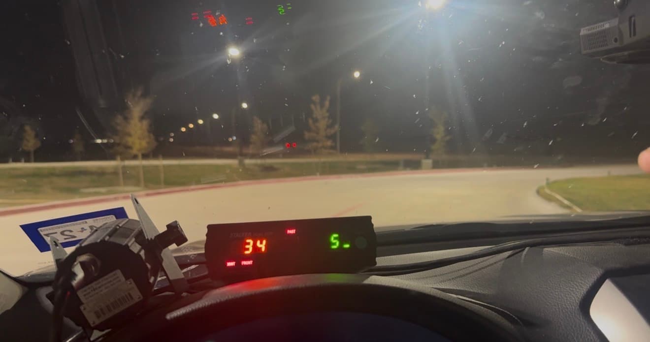Stalker Dual DSR tracking a vehicle from the dashboard